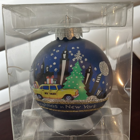 New York ornament - Picture 2 of 5